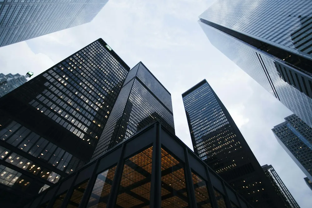 Perspectiva de edifícios contemporâneos